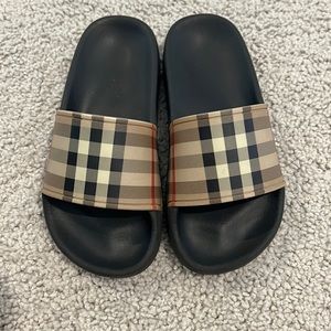 Kids Burberry Slides size 29 11/11.5 US